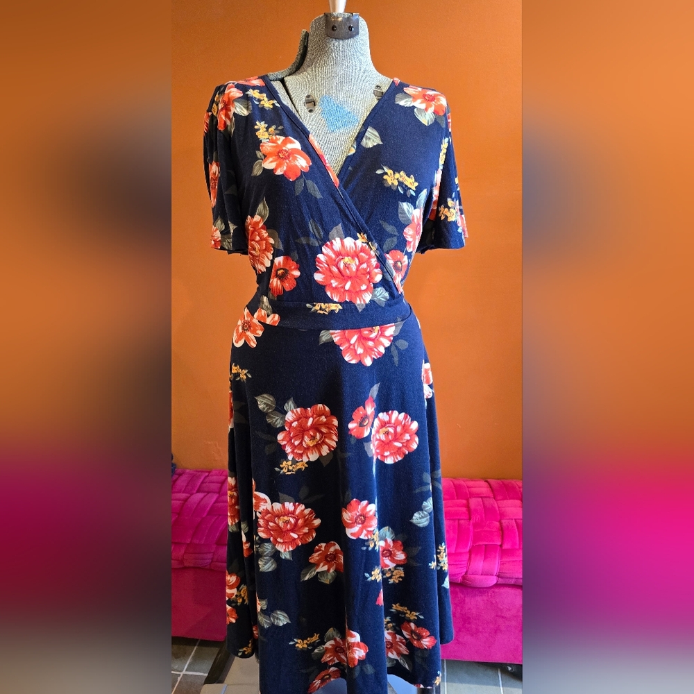 Cute tieback floral dress